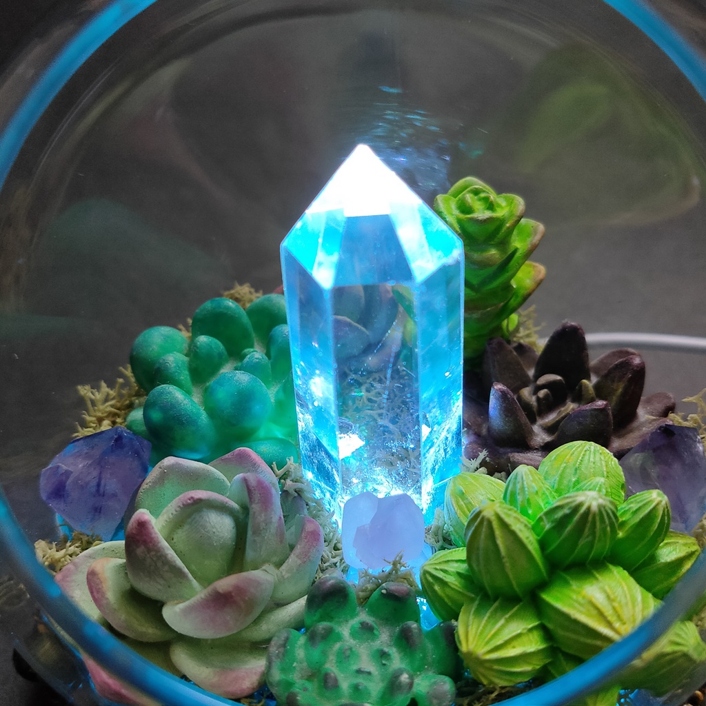 鉱物ランプ『多肉植物と結晶のドーム』水晶・USB給電リモコン切替点灯