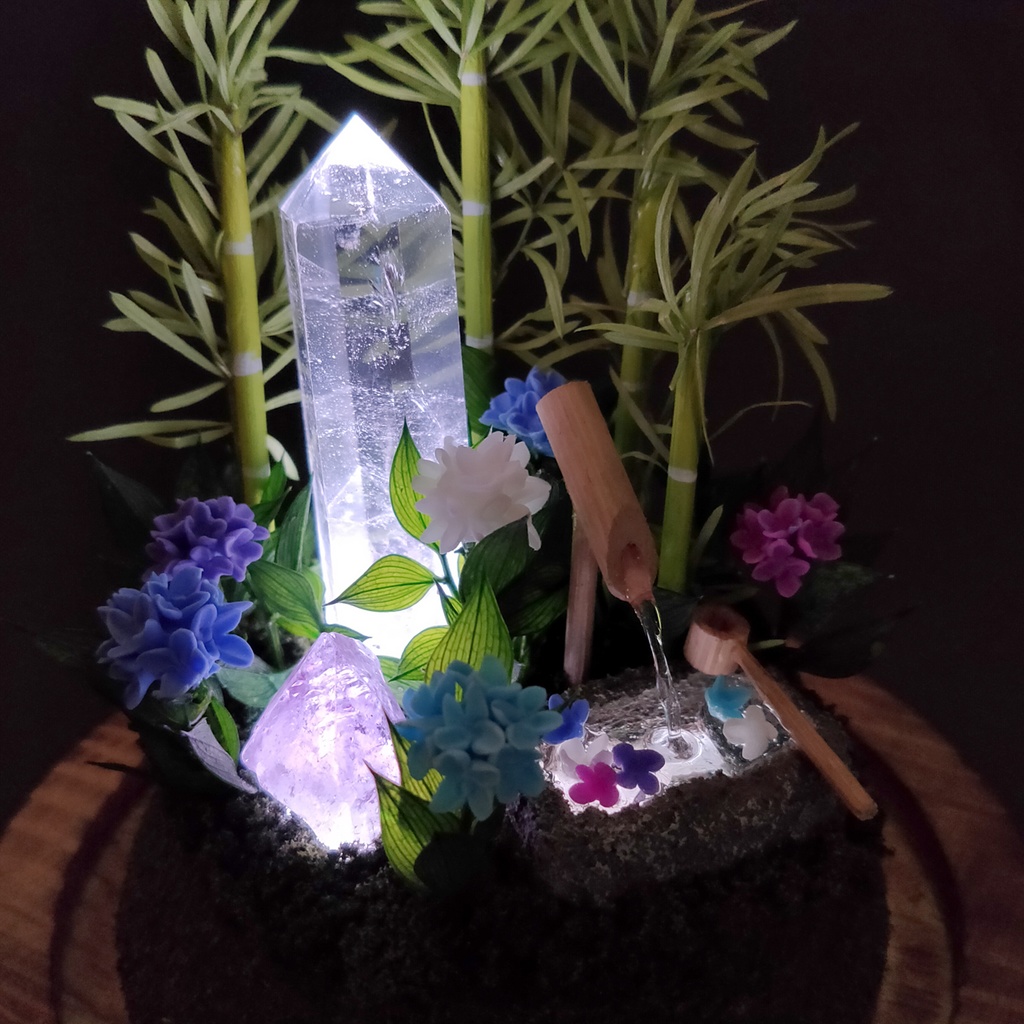 鉱物ランプ『水晶庭園-紫陽花の庭-』大サイズ・水晶・リモコン切替点灯
