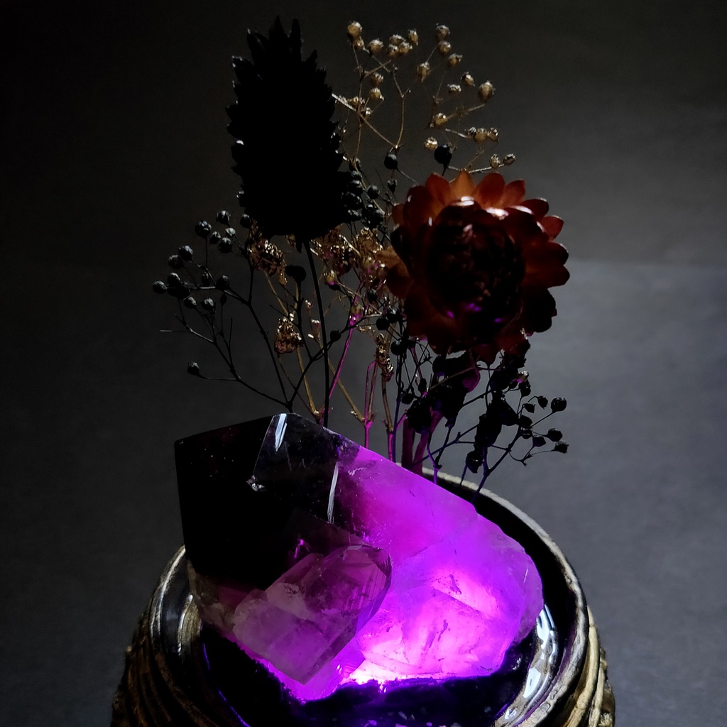 鉱物ランプ『黒と金』中・煙水晶・リモコン切替点灯