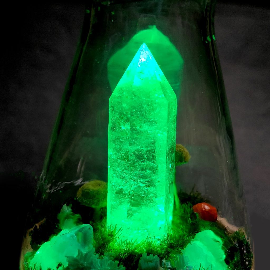 鉱物ランプ『森に隠された洞窟』キノコ型・水晶・USB給電リモコン切替点灯