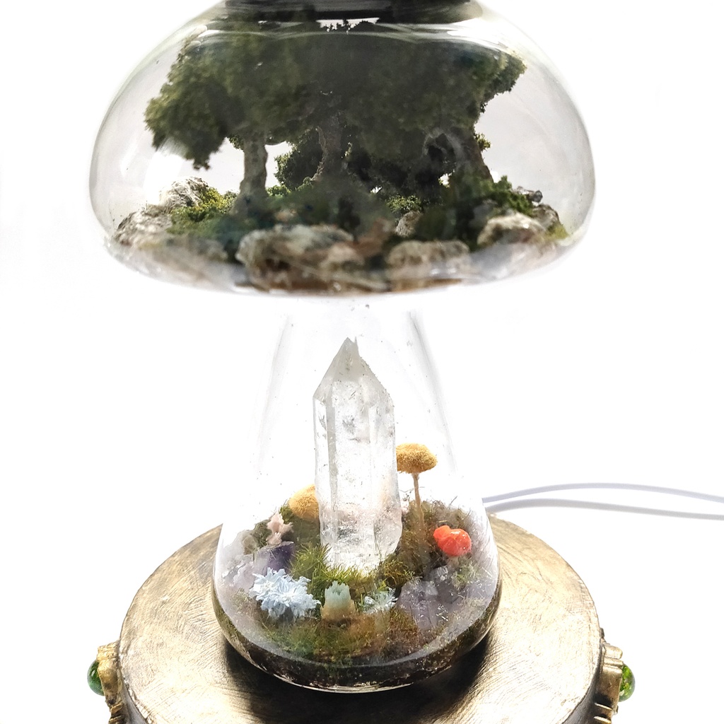 鉱物ランプ『森に隠された洞窟』キノコ型・水晶・USB給電リモコン切替点灯
