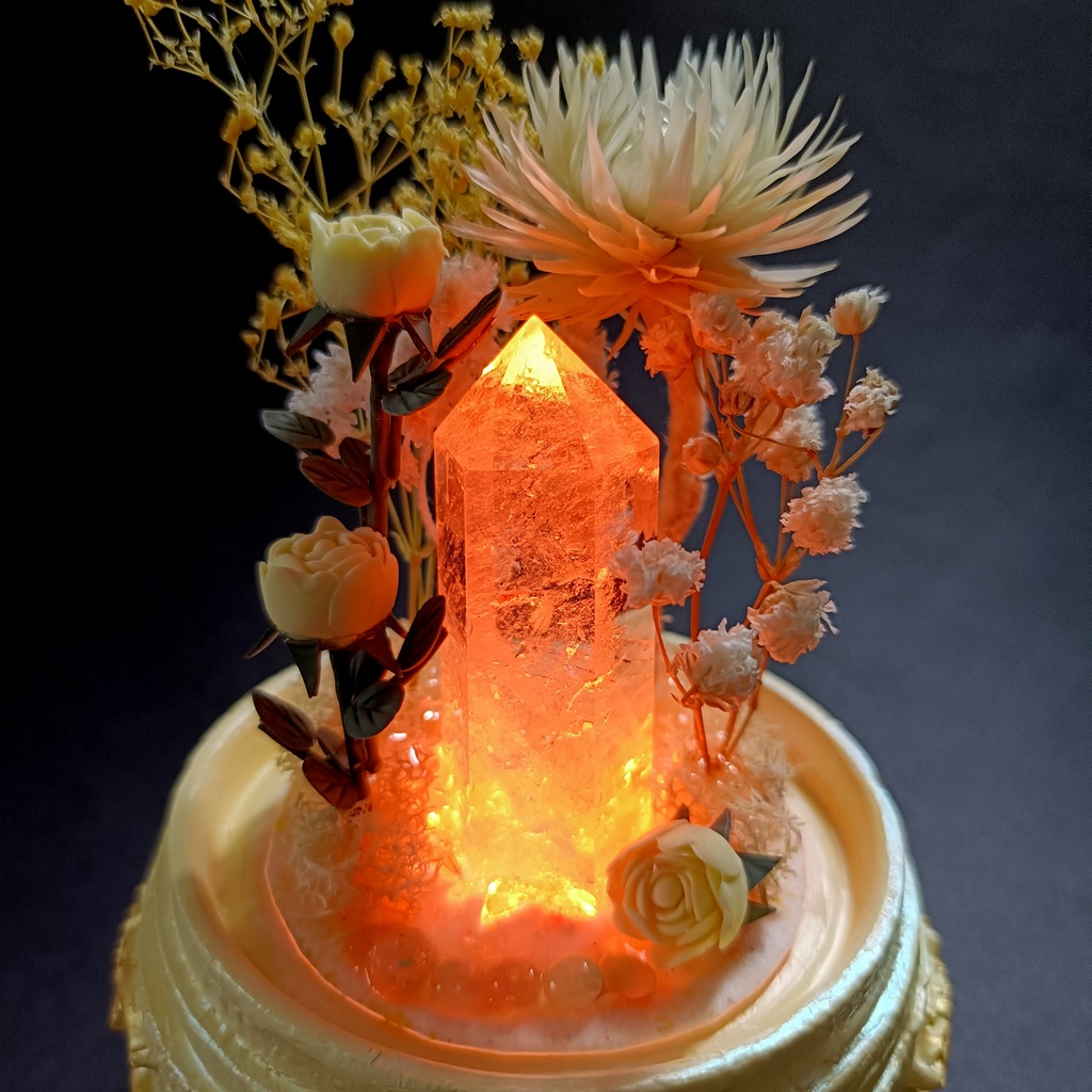 鉱物ランプ『クリーム色』中・水晶・オパール・リモコン切替点灯