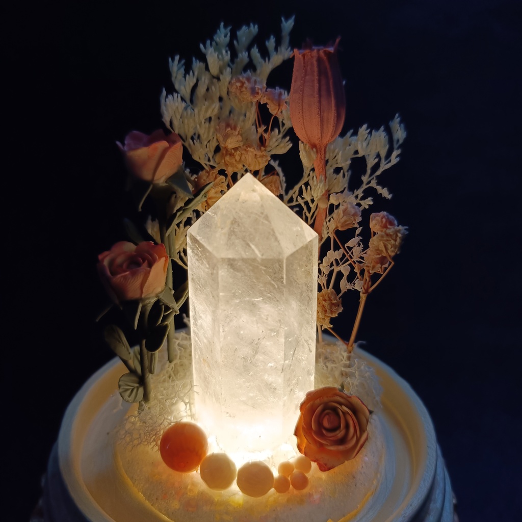 鉱物ランプ『ピンクとベージュ』中・水晶・サンゴ・リモコン切替点灯