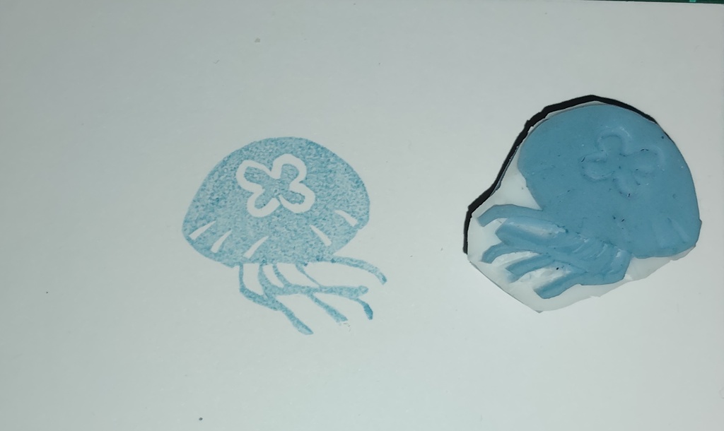 漂うクラゲ  消しゴムはんこ