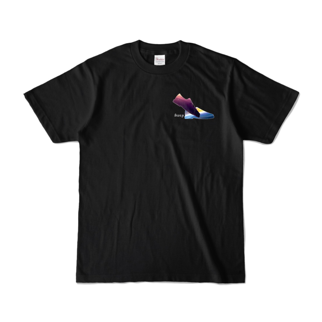 【祝 開店！！ 期間限定割引価格】宇宙靴ワンポイントデザイン - Tシャツ 正面イラスト（ブラック 濃色）｜[Celebration Opening! Limited Time Discount Price] Space Shoes One Point Design - T-shirt Front Illustration (Black, Dark Color)