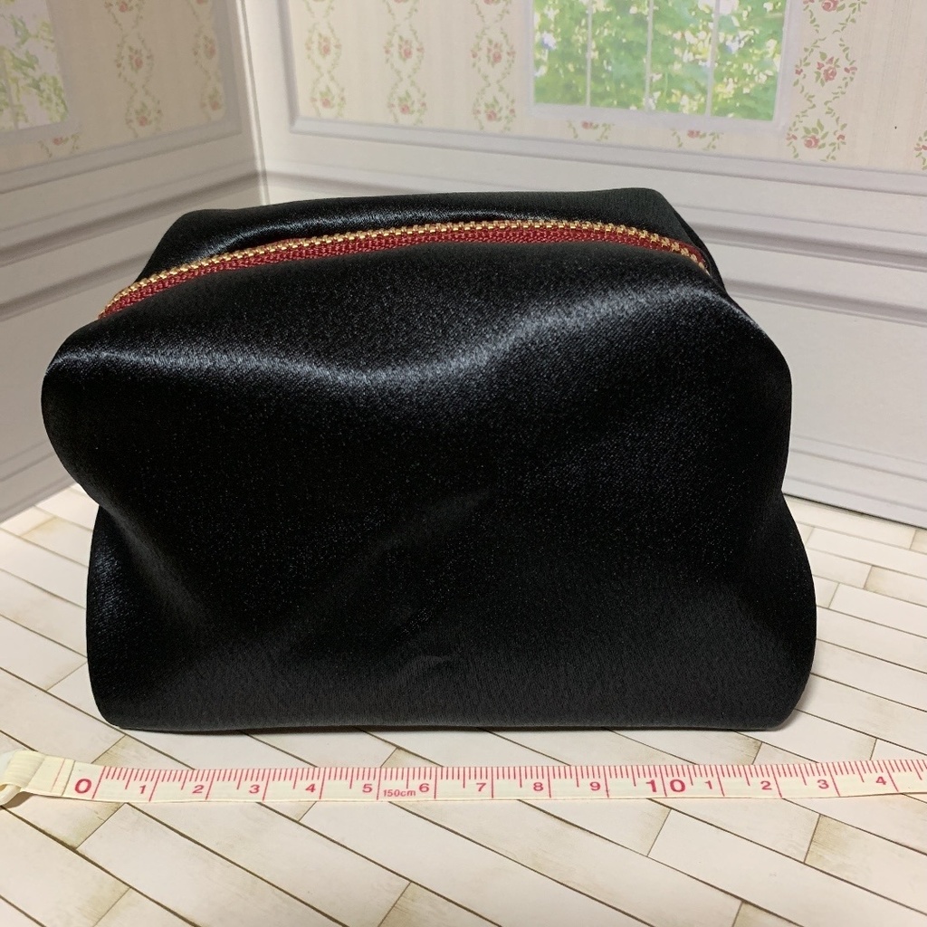 ヒプノシスマイク MTC 入間銃兎 キャラメルポーチ