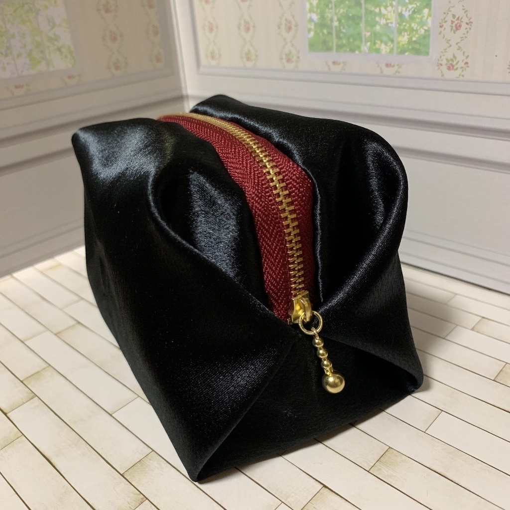 ヒプノシスマイク MTC 入間銃兎 キャラメルポーチ