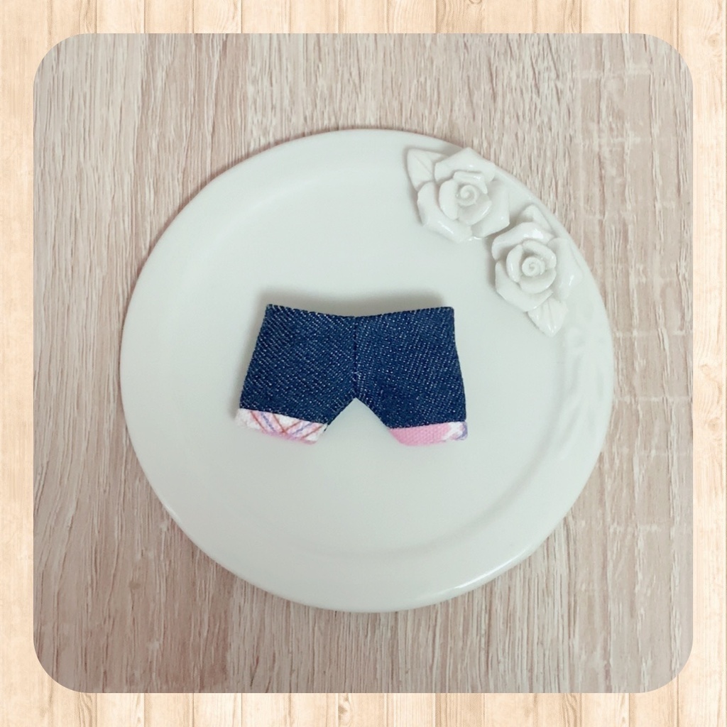 “ホワイト×チェック”のお洋服🥰