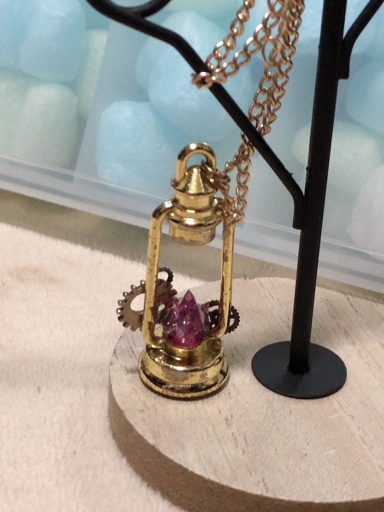 鉱石ランタン風ネックレス