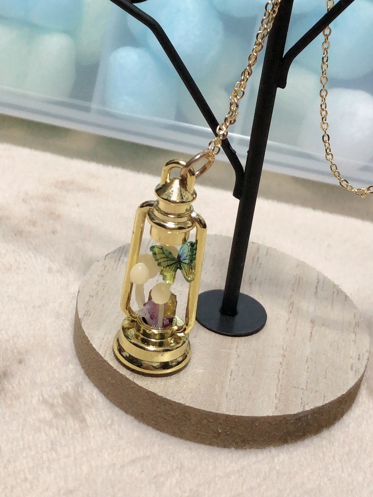 鉱石ランタン風ネックレス