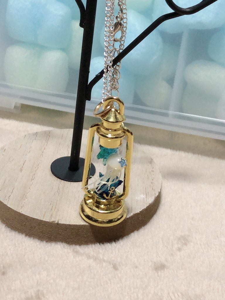 鉱石ランタン風ネックレス