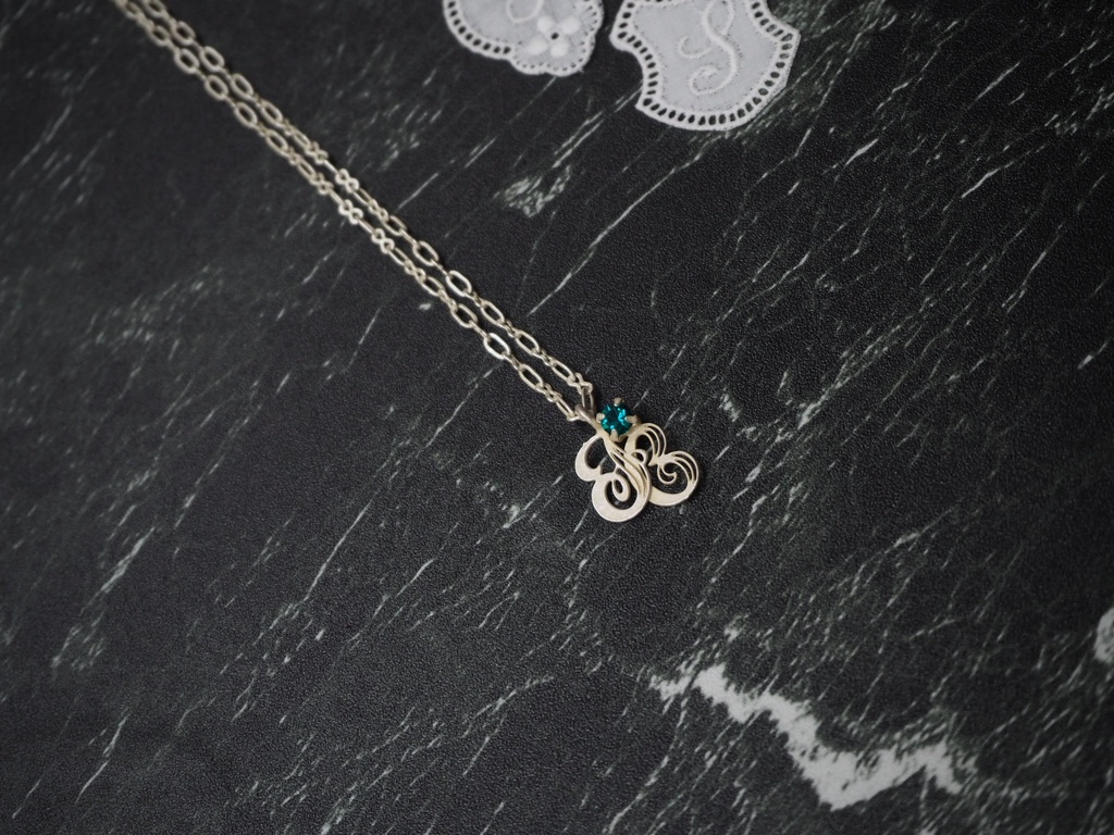 ダブルイニシャルペンダント