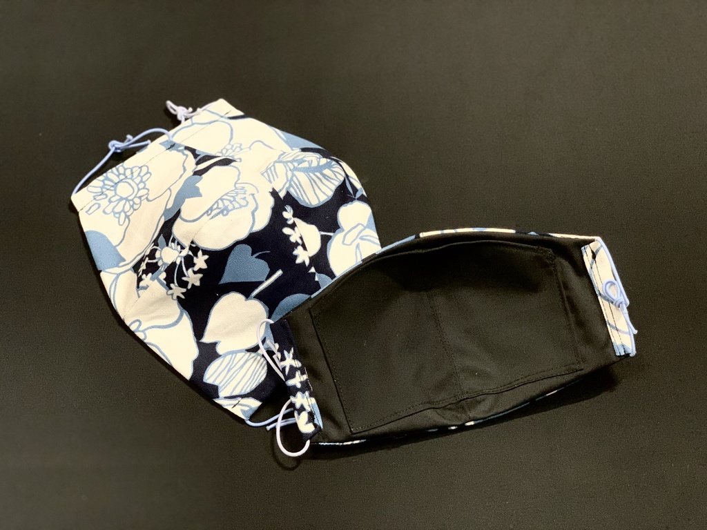 花柄🌸お洒落 立体布マスク【シート入れポケット付き】