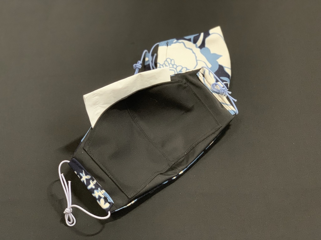 花柄🌸お洒落 立体布マスク【シート入れポケット付き】