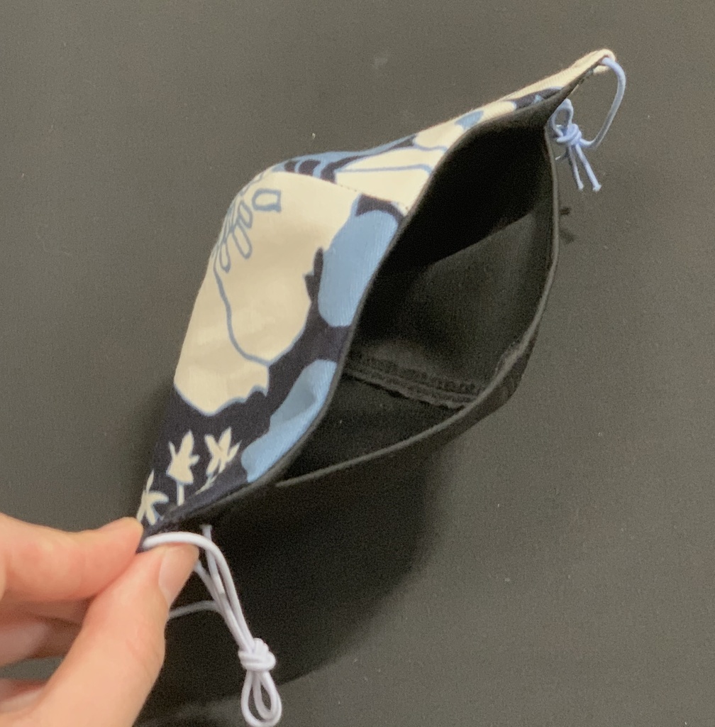 花柄🌸お洒落 立体布マスク【シート入れポケット付き】