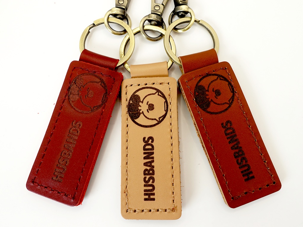 【非公式】ホロリス本革キーホルダー_桃鈴ねね（ねっ子）