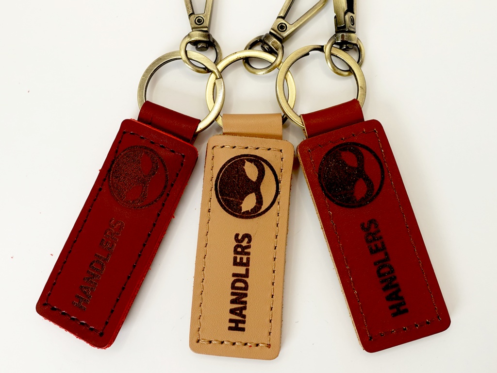 【非公式】ホロリス本革キーホルダー_沙花叉クロヱ（飼育員）