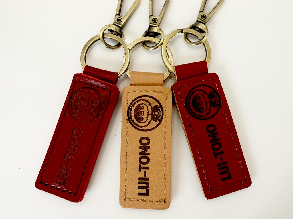 【非公式】ホロリス本革キーホルダー_鷹嶺ルイ(ルイ友)