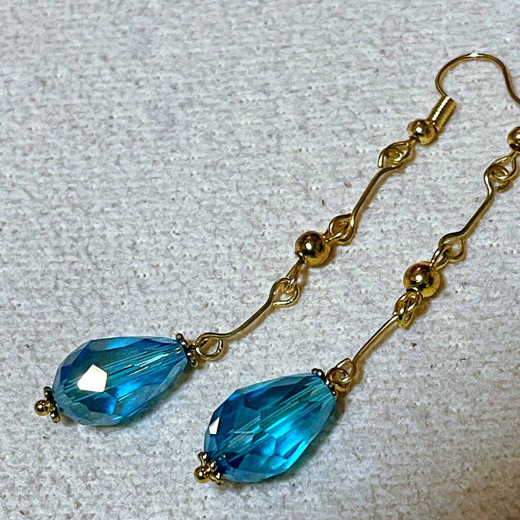 オーバーロード バハルス帝国ジルクニフ皇帝のピアス