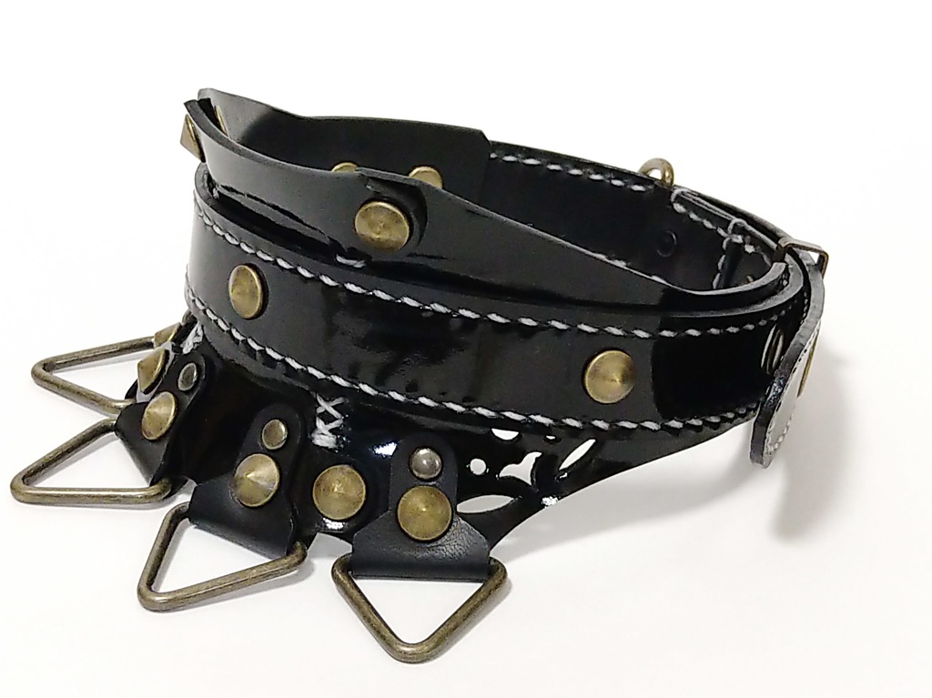 バステトカラー（黒×糸白）