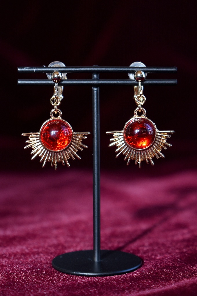 夜明けのイヤリング