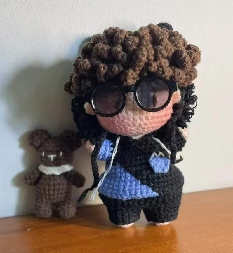 個人カスタマイズかぎ針編み人形