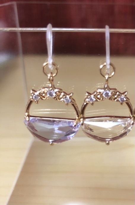 3つ星半月ガラスピアス　樹脂製ver.