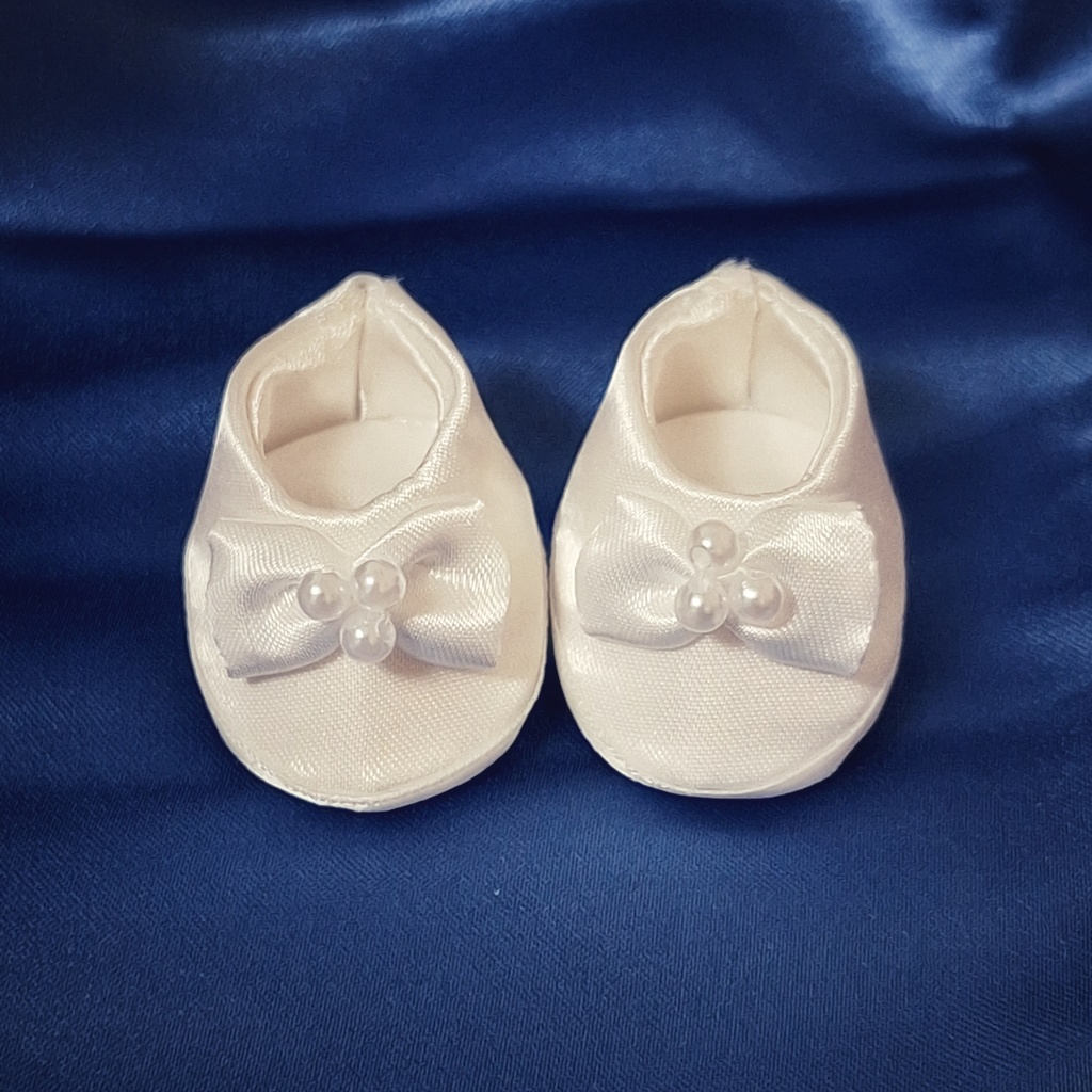 ホワイトリボンヒール