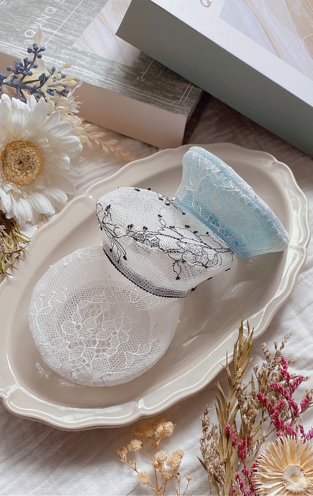 春夏レースのベレー帽