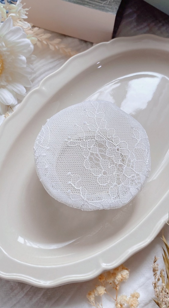 春夏レースのベレー帽