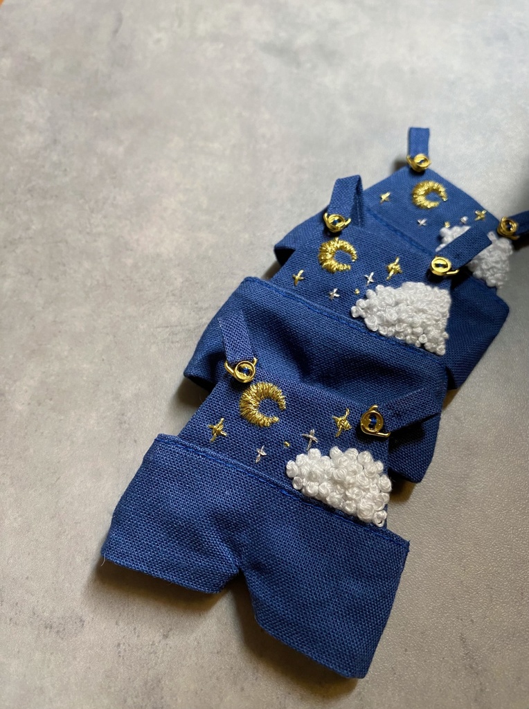 月夜のサロペット