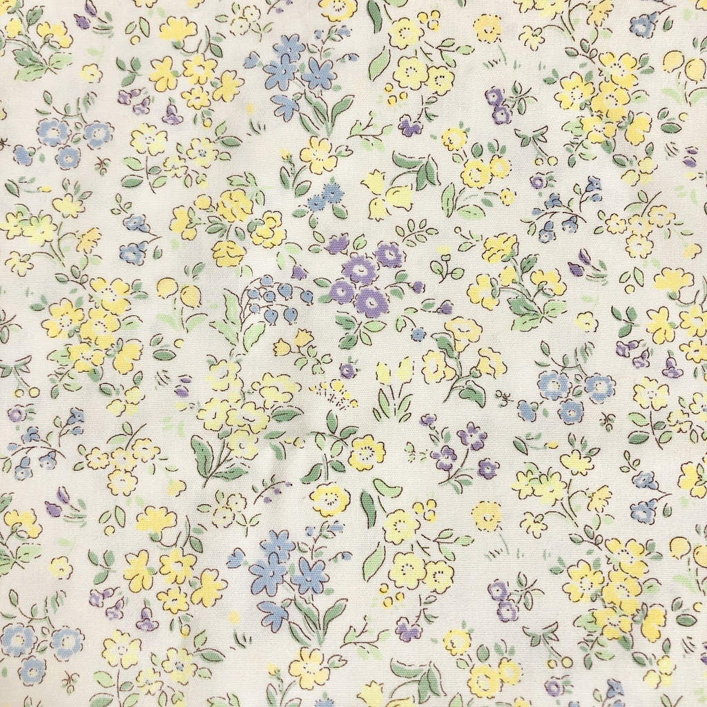 襟付き花柄ブラウス