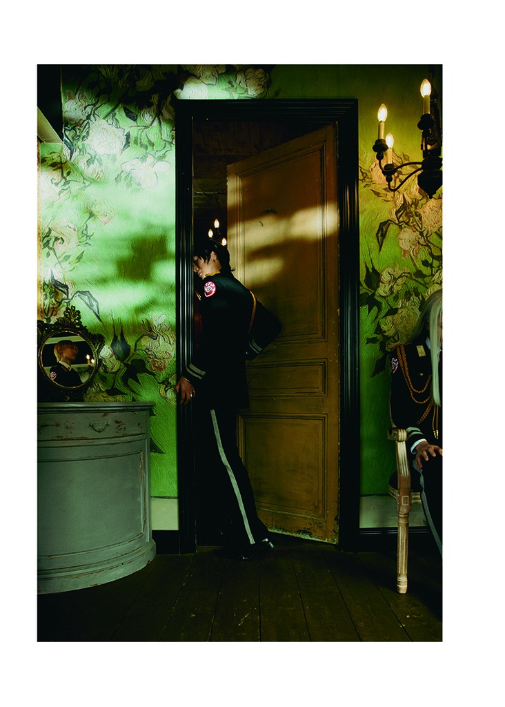 ACCA13区監察課コスプレ写真集「The Weal or Woe」