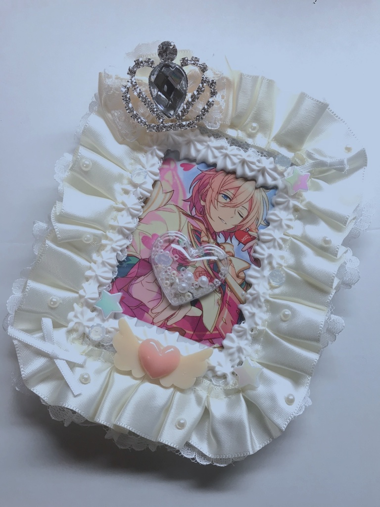 𝟛*アイボリーのシャカシャカトレカデコケース