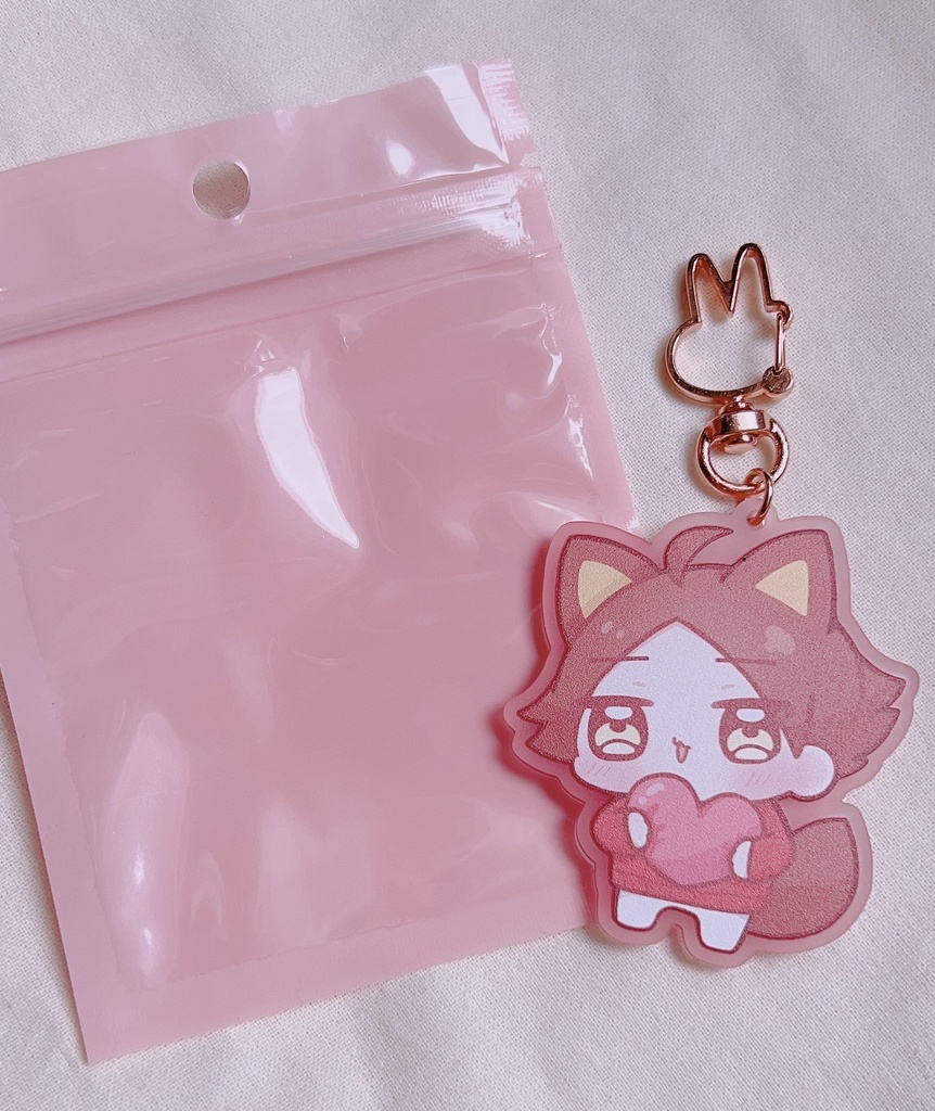 愛をぎゅぅっと角名アクキー