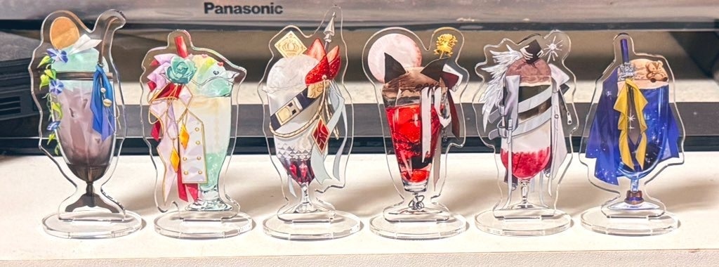 概念ドリンクアクリルスタンド