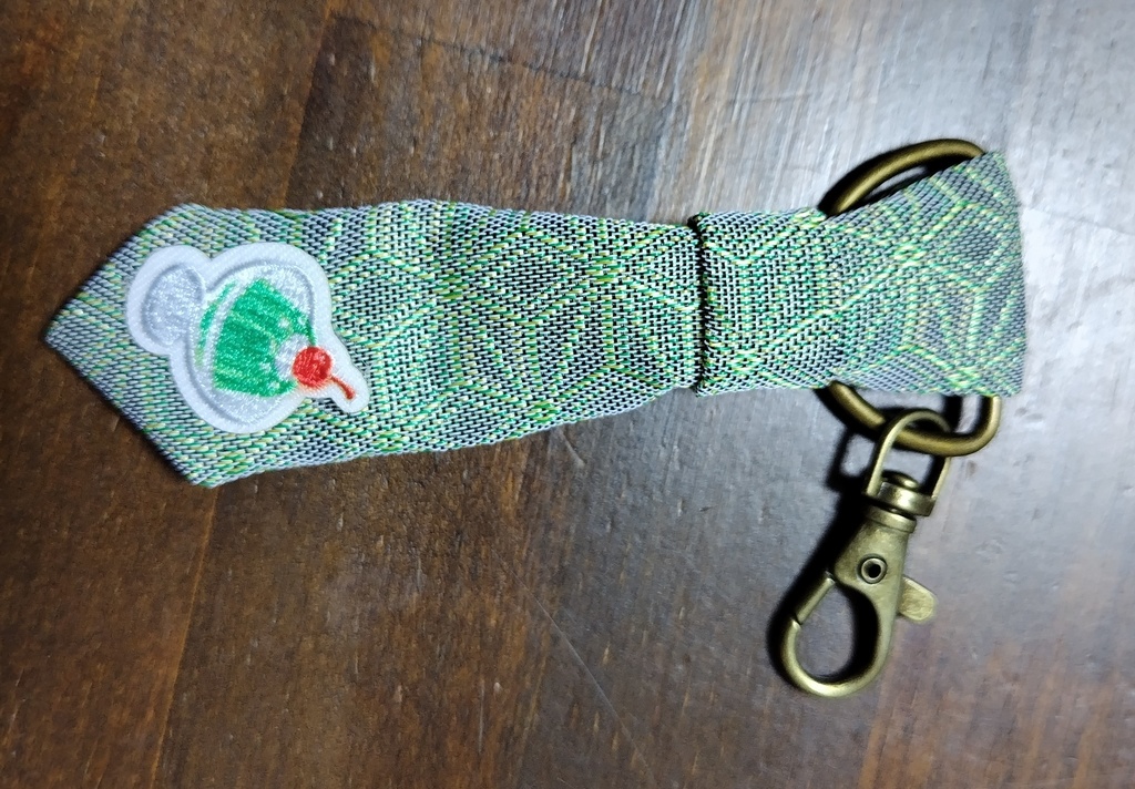 飾り畳(プチ)【白中緑桜】小さなネクタイ付き「限定」