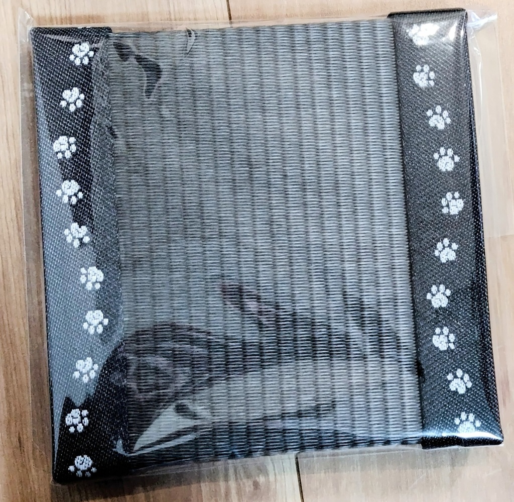 セール中！飾り畳小　黒中肉球