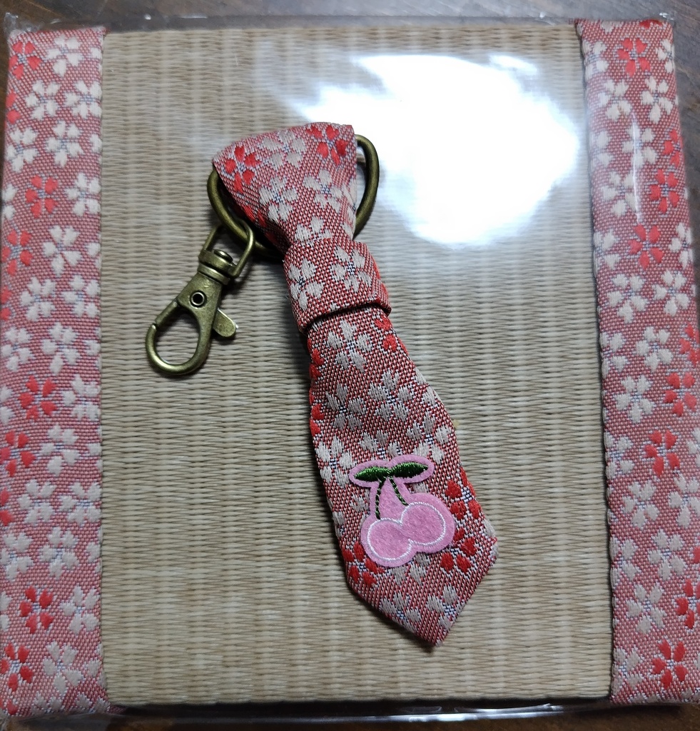 飾り畳(プチ)茶中朱桜小さなネクタイ付き「限定」