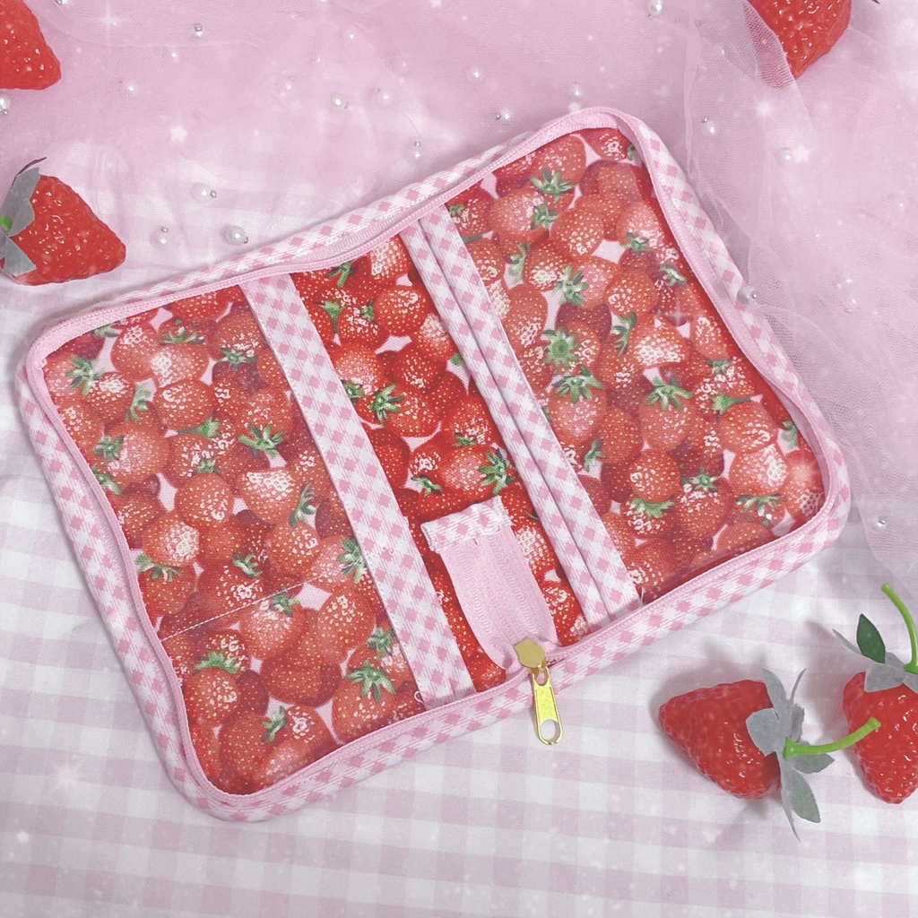 グッズ持ち歩き用マルチケース