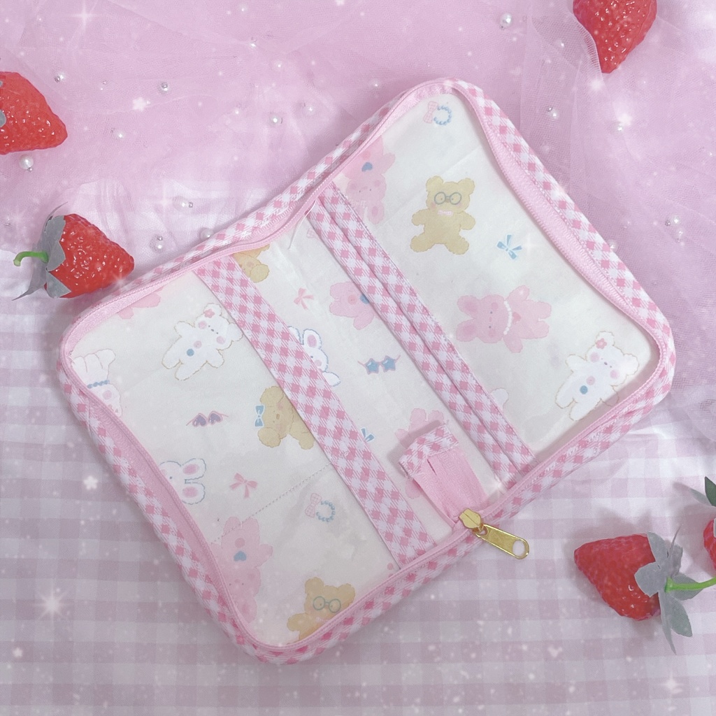 グッズ持ち歩き用マルチケース