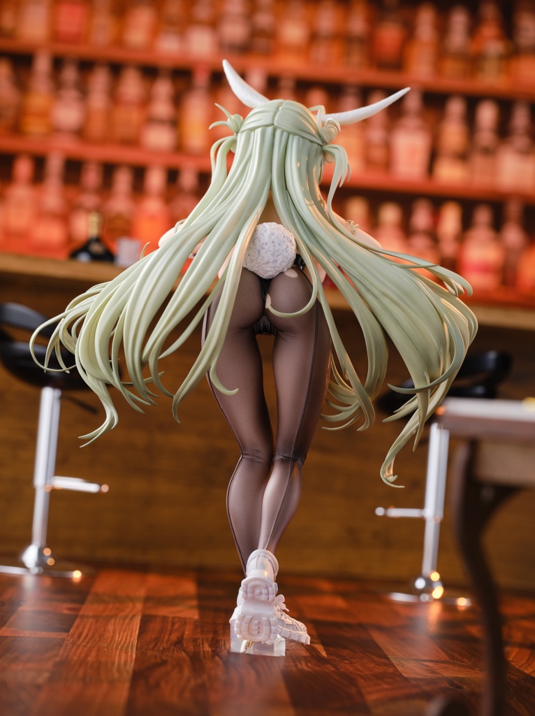 ソーダ:トゥインクルバニー 勝利の女神:NIKKE