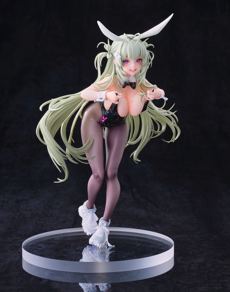 ソーダ:トゥインクルバニー 勝利の女神:NIKKE