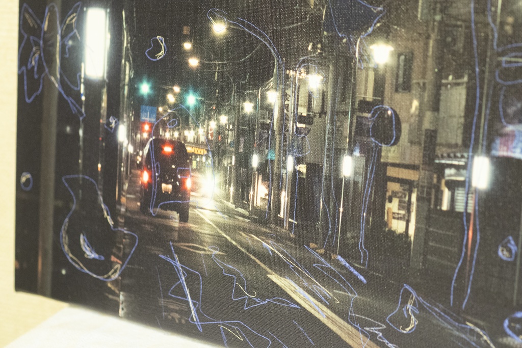 キャンバスアート『住む者』F4