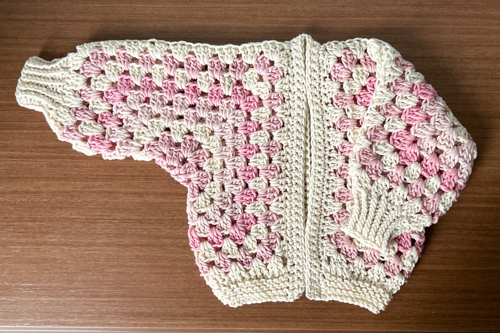 桜パフィカーディガン