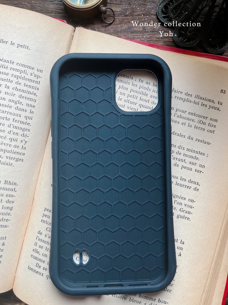 【衝撃に強いグリップケース】iPhoneケース 〈ドラゴンの夢〉