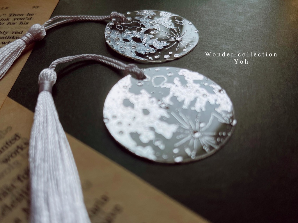 【箔押し】小さい満月のBookmark=こちらは小さい方です=🌕再販