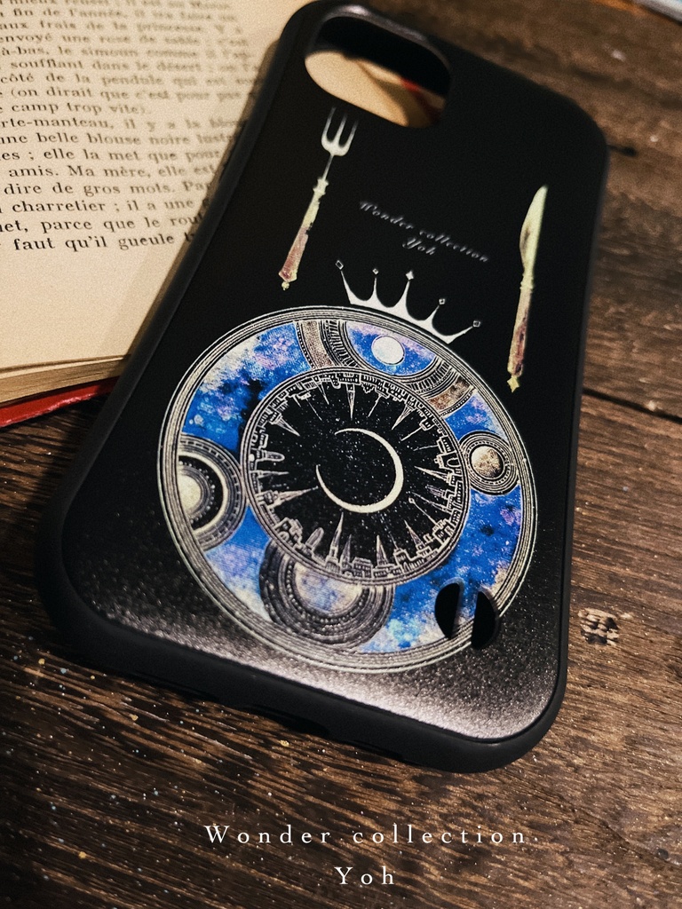 【衝撃に強いグリップケース】iPhoneケース 〈黒の宙料理〉