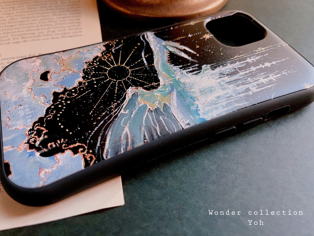 【衝撃に強いグリップケース】iPhoneケース 〈Dragon moon〉