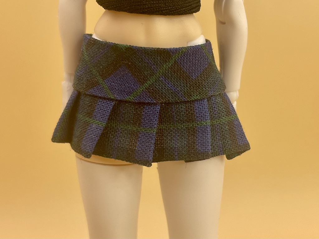 チェック柄ミニスカート